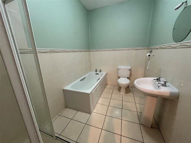 82 Creamery Road, Manorhamilton, Leitrim