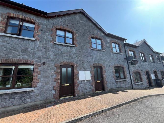 82 Creamery Road, Manorhamilton, Leitrim