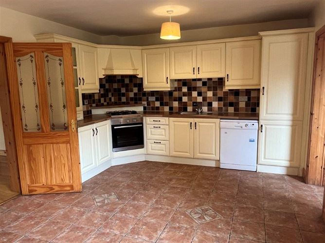 82 Creamery Road, Manorhamilton, Leitrim