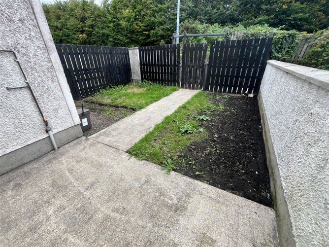 82 Creamery Road, Manorhamilton, Leitrim