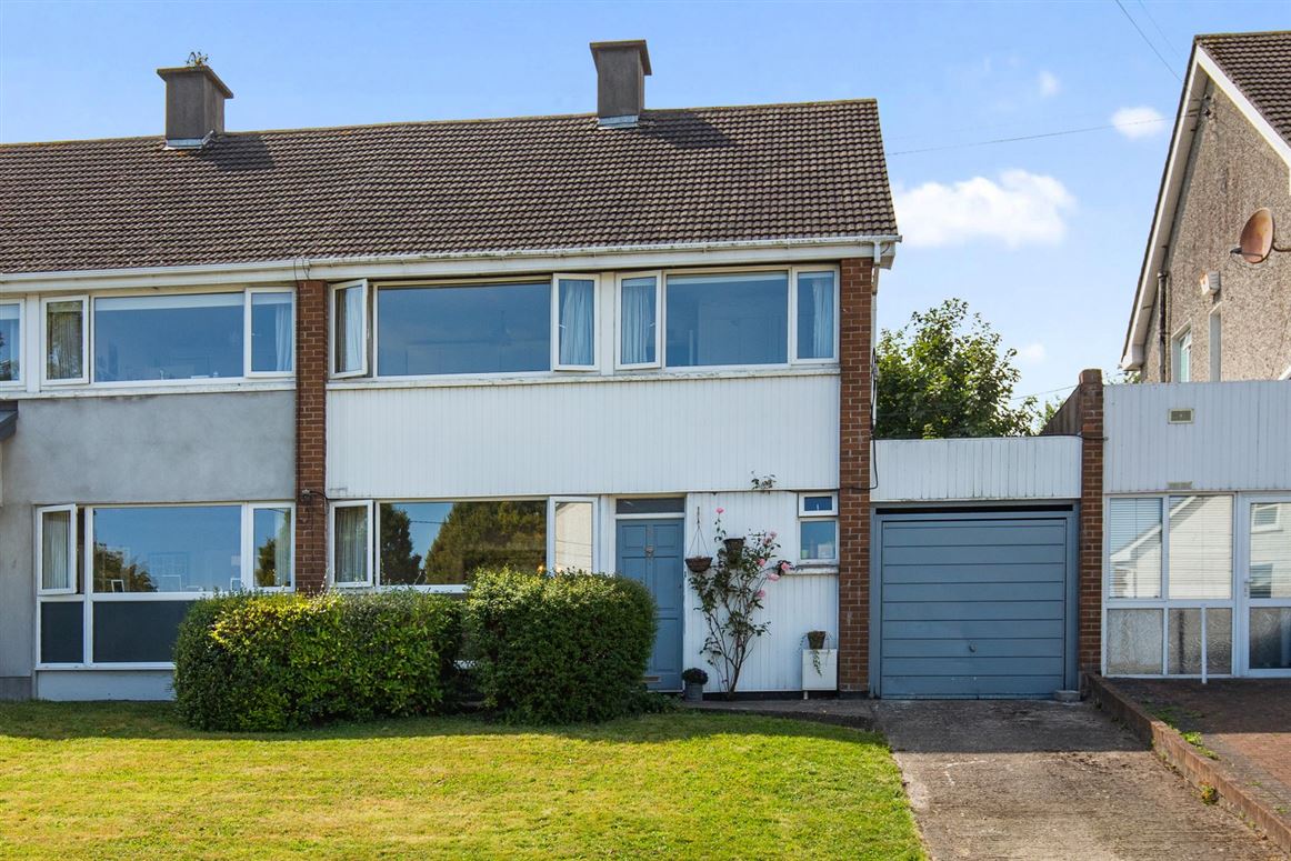 3 Wyattville Hill, Loughlinstown, Co. Dublin