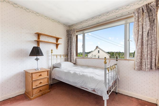3 Wyattville Hill, Loughlinstown, Co. Dublin