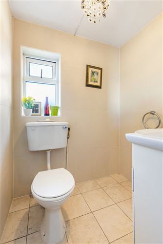 3 Wyattville Hill, Loughlinstown, Co. Dublin