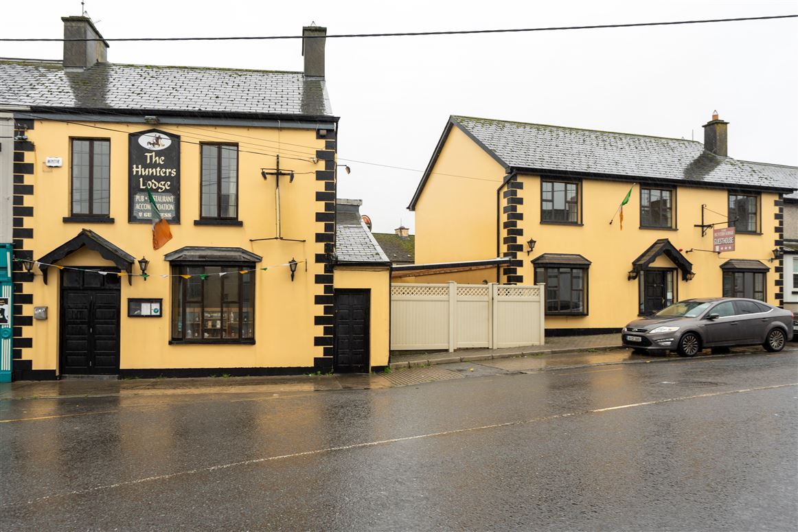 The Hunters Lodge , Newmarket on Fergus, Clare The Hunters Lodge , Newmarket on Fergus, Clare