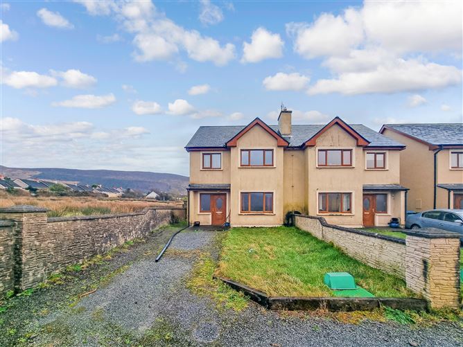 4 Brackloon, Annascaul, Co. Kerry