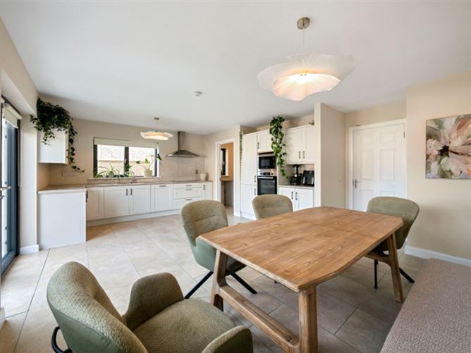 Photo 6 of 38 — 91 Pearson's Brook, Gorey, Co. Wexford