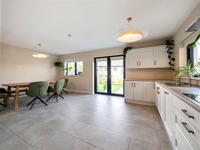 Photo 10 of 38 — 91 Pearson's Brook, Gorey, Co. Wexford