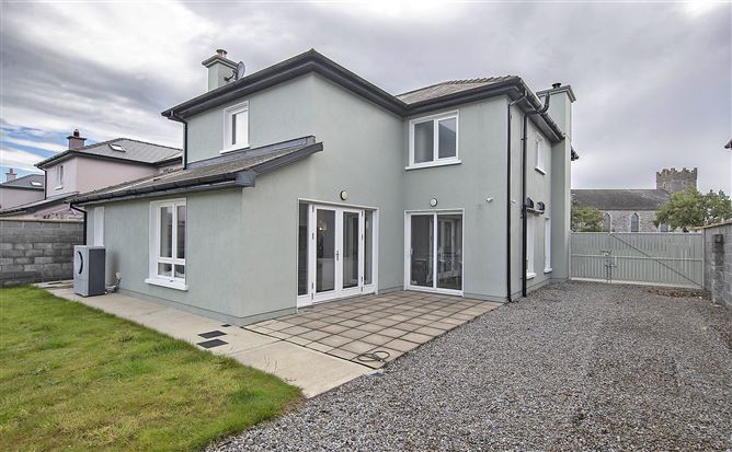 6 Castle Keep, Friar's Walk, Abbeyside, Dungarvan, Co. Waterford