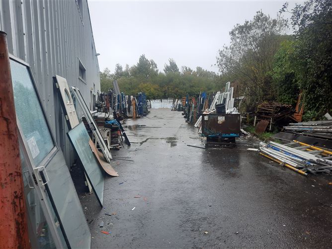 13-14 Carrigaline Industrial Estate, Carrigaline, Cork