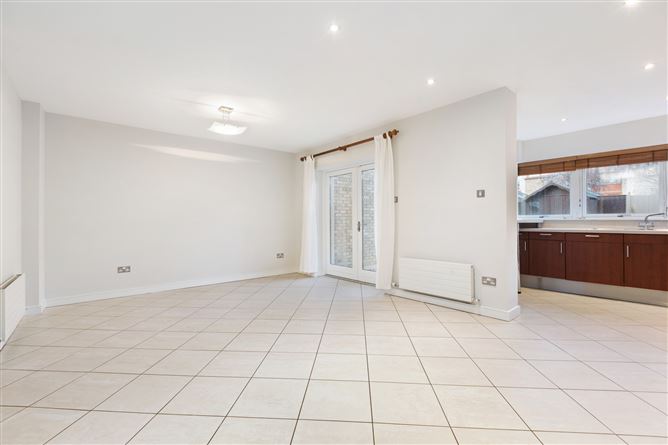 2 Merton Crescent, Mount St Annes, Milltown, Dublin 6