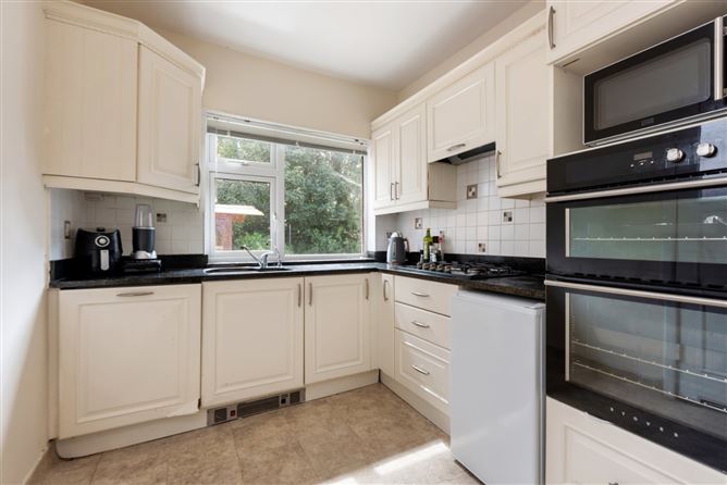 47 Wainsfort Park, Terenure, Dublin 6W