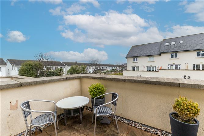 64 The Crescent, Robswall, Malahide, County Dublin