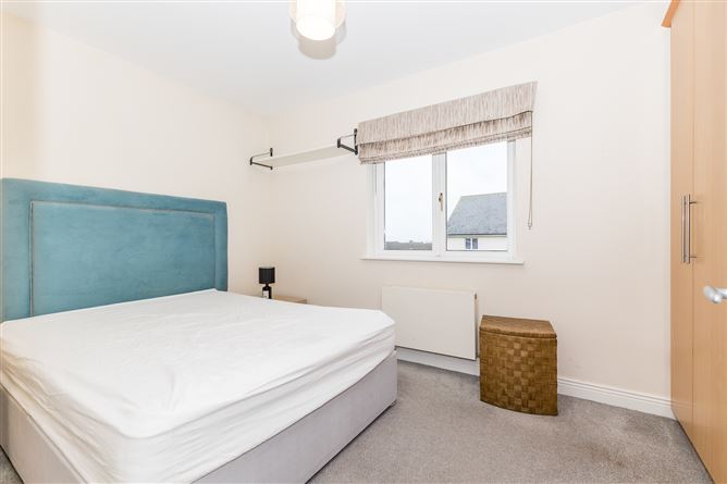 64 The Crescent, Robswall, Malahide, County Dublin