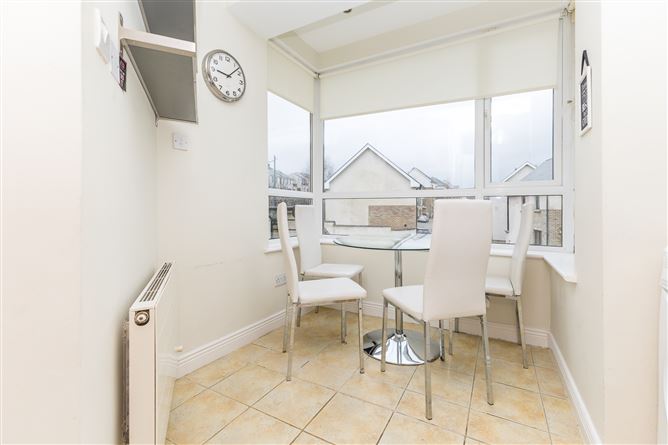 64 The Crescent, Robswall, Malahide, County Dublin