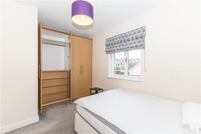 64 The Crescent, Robswall, Malahide, County Dublin