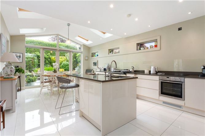 2 St Andrews Grove, Malahide, Co. Dublin