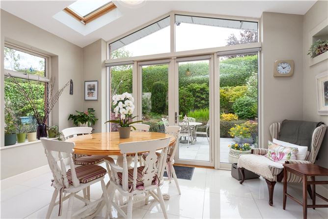 2 St Andrews Grove, Malahide, Co. Dublin