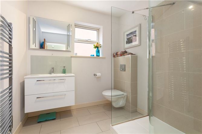 2 St Andrews Grove, Malahide, Co. Dublin