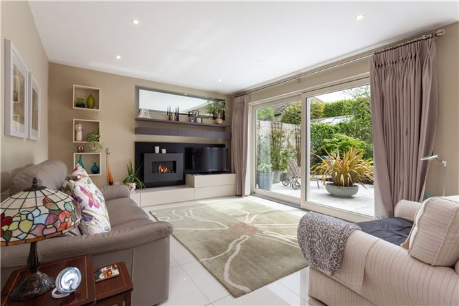 2 St Andrews Grove, Malahide, Co. Dublin