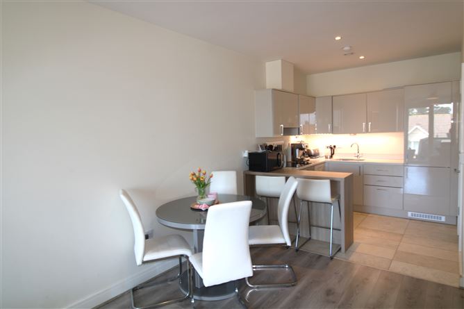 35 Crofton Hall, Diswellstown, Castleknock,   Dublin 15