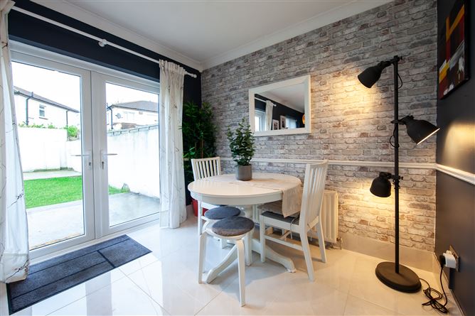 38 Oak Green, Royal Oak, Santry, Dublin 9