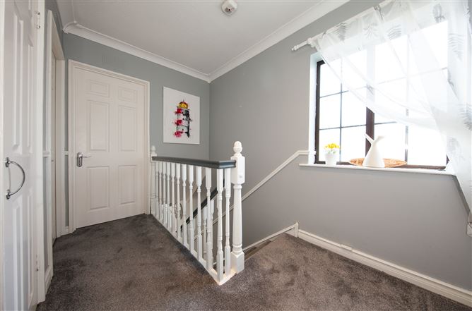 38 Oak Green, Royal Oak, Santry, Dublin 9