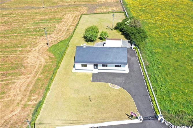 Hilltop, Tumnahulla, Corrandulla, Co. Galway