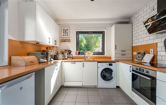 4, The Glen, Clon Brugh, Aikens Village, Sandyford, Dublin 18