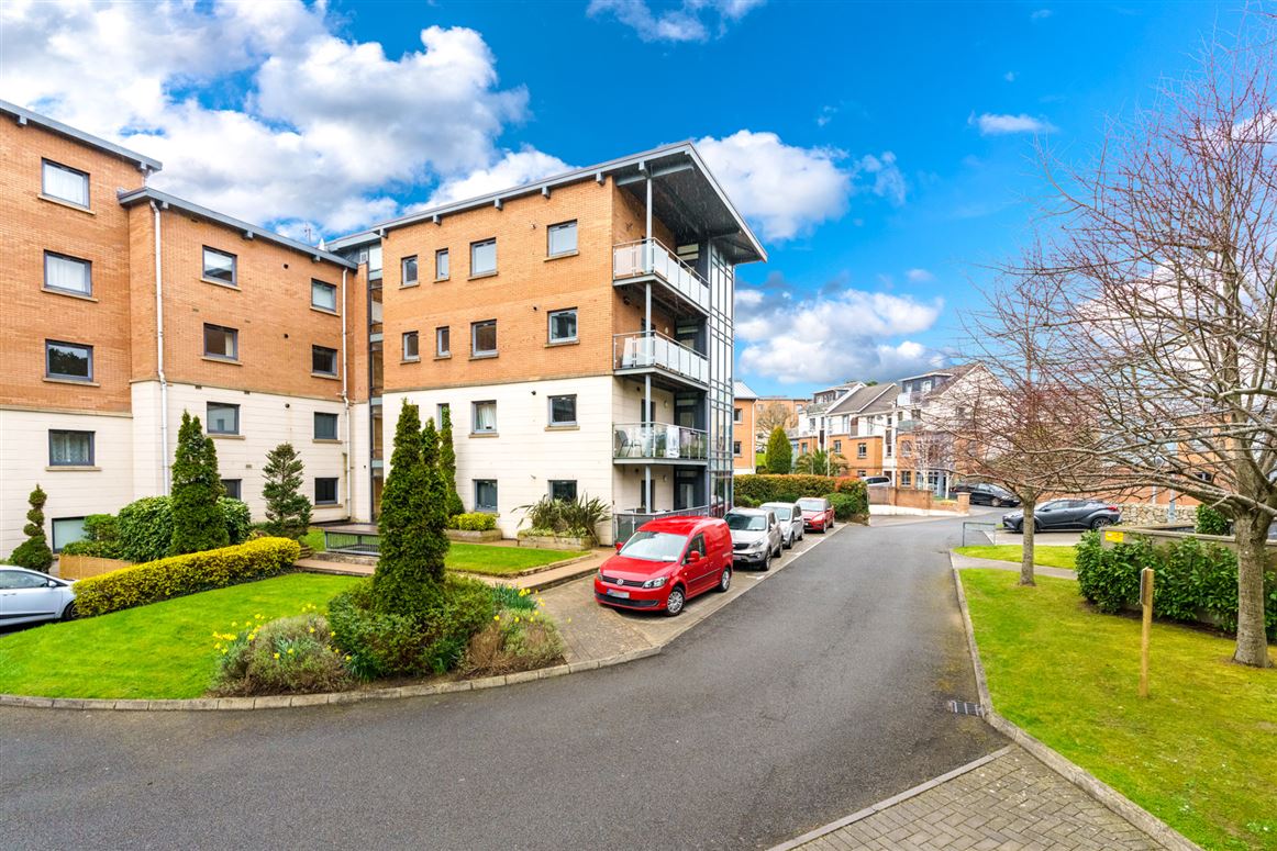 4, The Glen, Clon Brugh, Aikens Village, Sandyford, Dublin 18