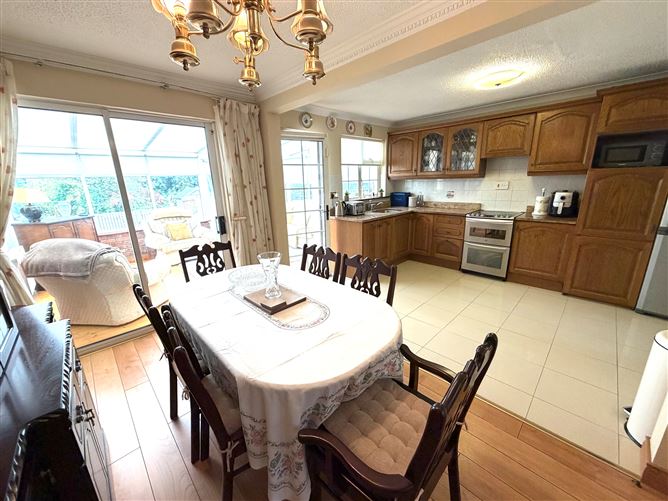 19 Brookville, Finglas, Dublin 11