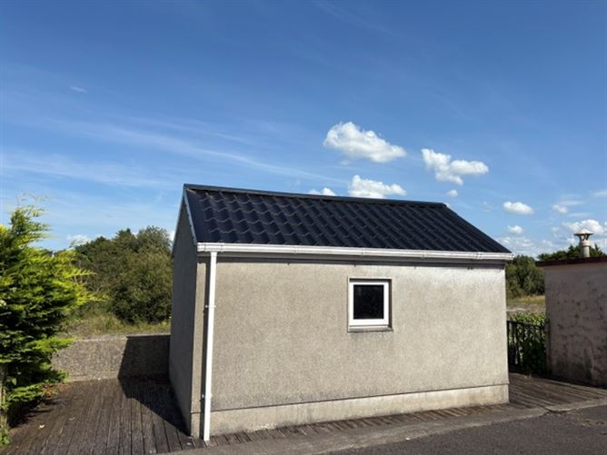 10 St Thomas Crescent, Knock, Mayo