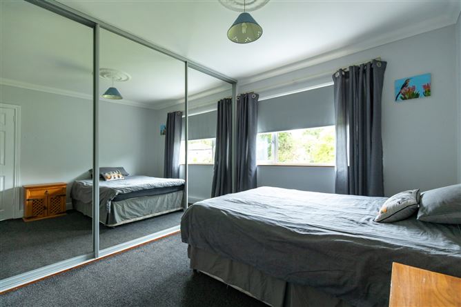 29 Foxes Grove, Shankill, Dublin 18