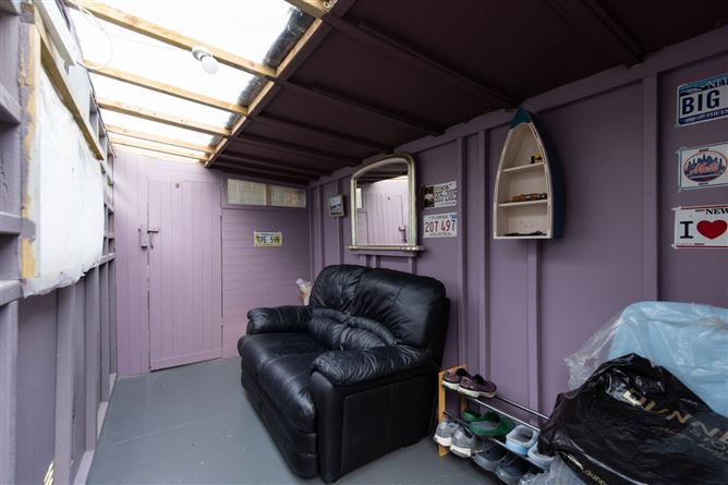 29 Foxes Grove, Shankill, Dublin 18