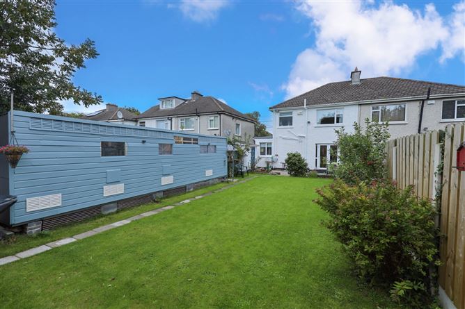 29 Foxes Grove, Shankill, Dublin 18