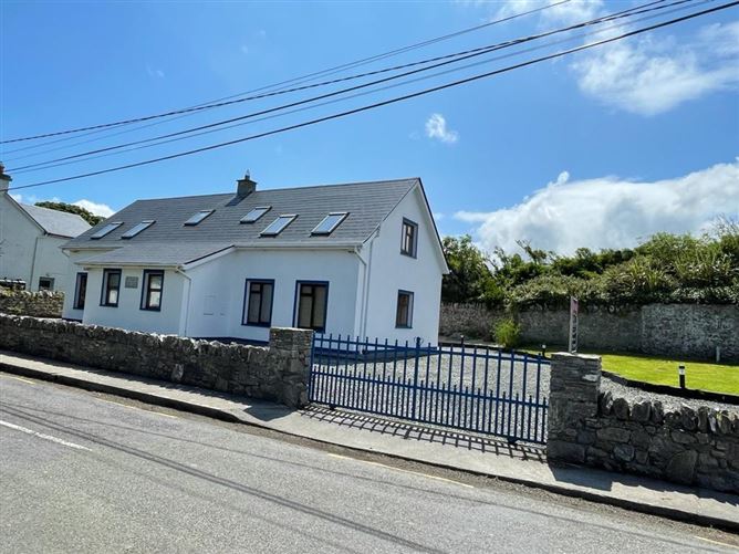 The Old Schoolhouse, Chapeltown, Fenit, Tralee, Kerry 