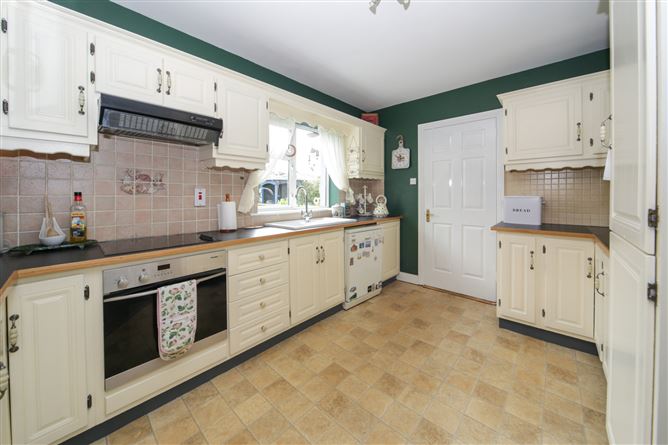 28 Abbey Crescent, Abbeyleix, Co. Laois