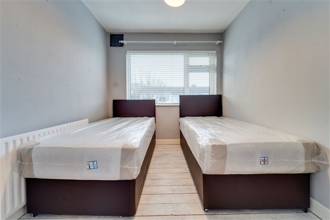 27 Alderwood Lawns, Springfield, Tallaght,   Dublin 24