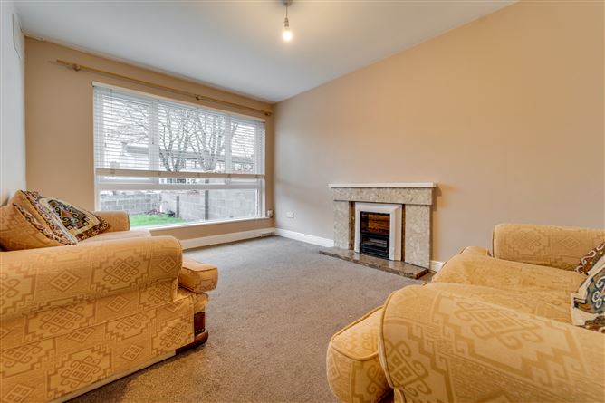 27 Alderwood Lawns, Springfield, Tallaght,   Dublin 24