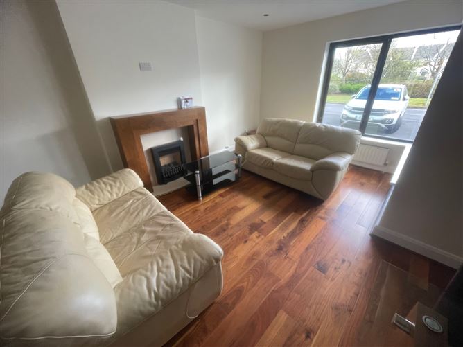 42 Abhainn Na Ri, Oranmore, Galway