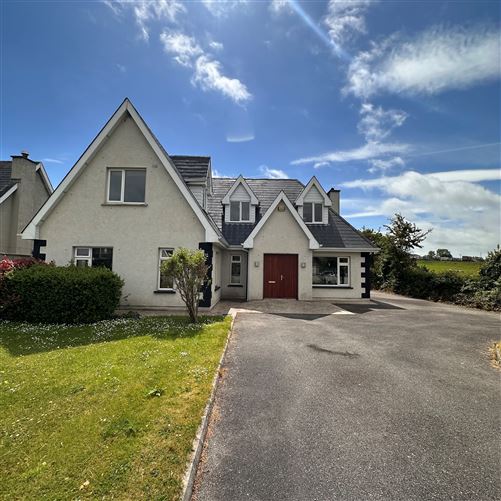 6 Brookfield, Carnew, Wicklow