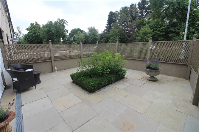 25 Glenavon Park, Ballybrack, County Dublin
