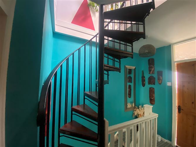 25 Glenavon Park, Ballybrack, County Dublin