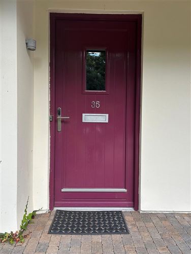 35 Courtyard Lodges, Fota Island Resort, Fota, Cork