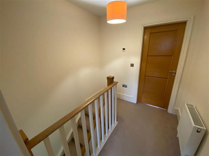 35 Courtyard Lodges, Fota Island Resort, Fota, Cork