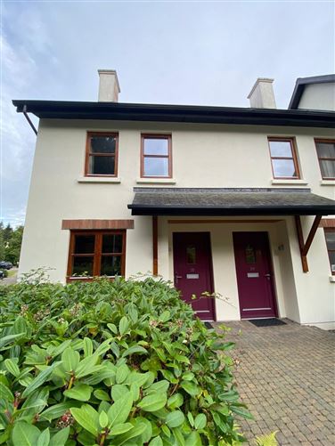 35 Courtyard Lodges, Fota Island Resort, Fota, Cork