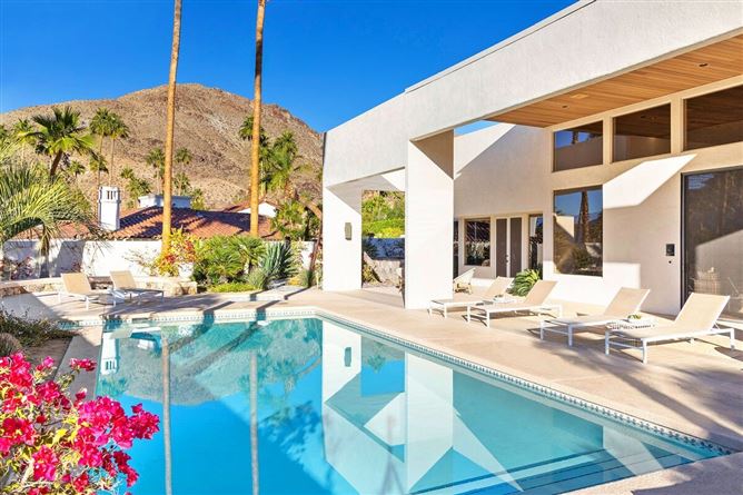 The Ivory Thread,Palm Springs,California,USA