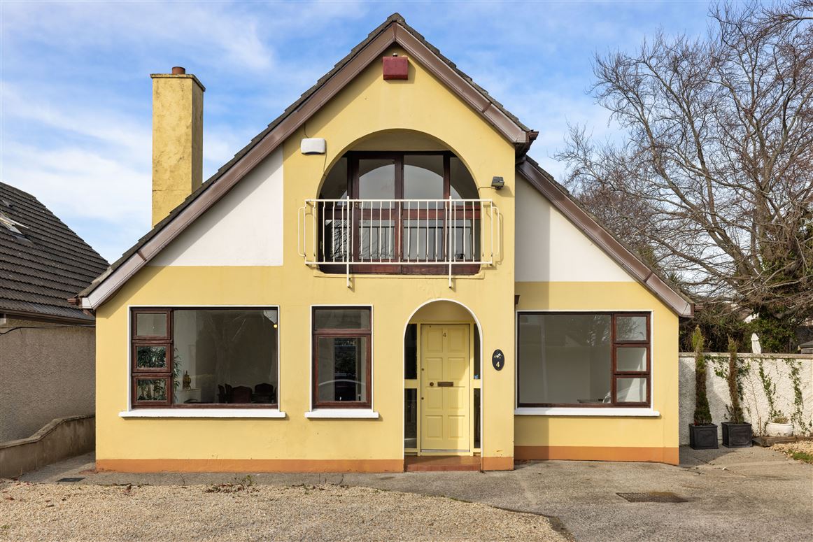 4 Glen Walk, Cabinteely, Dublin 18