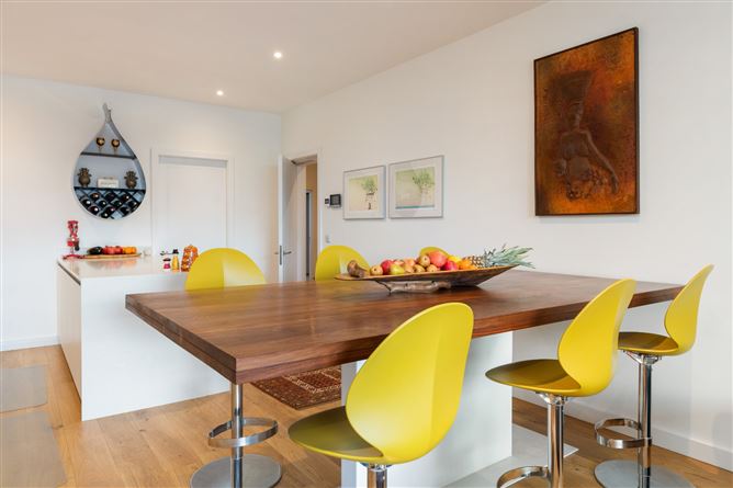 28 Thornhill Oaks, Mount Merrion, Co. Dublin