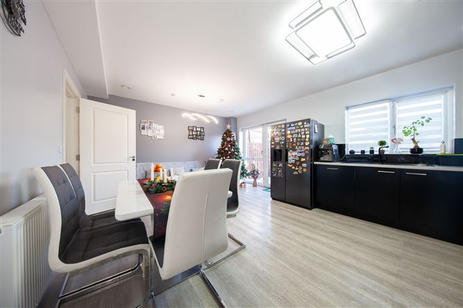 18 Hallwell Grove, Adamstown, Dublin