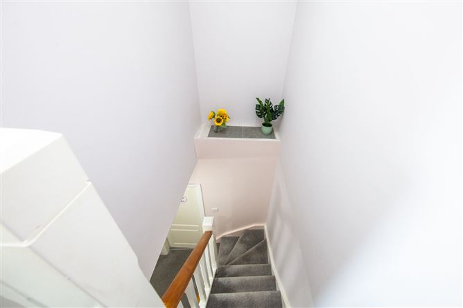 18 Hallwell Grove, Adamstown, Dublin